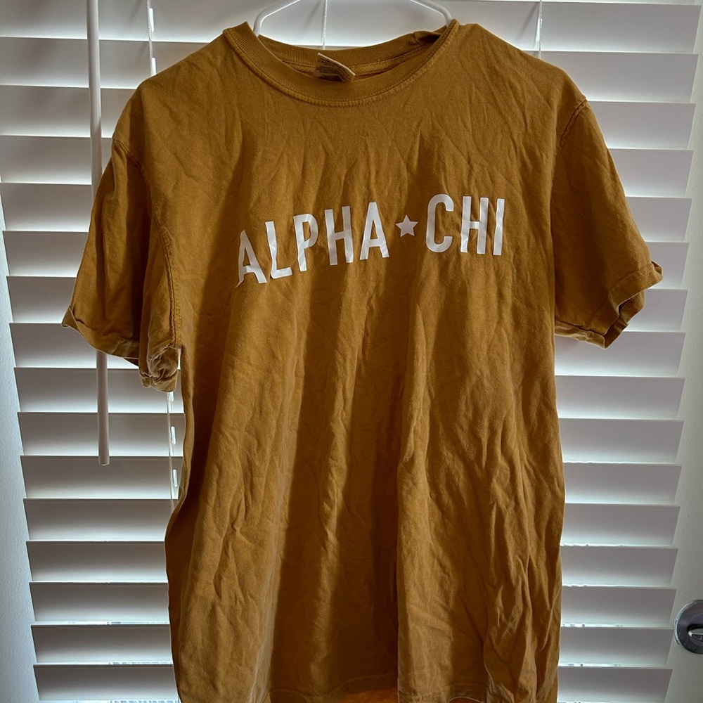 Yellow vintage Alpha Chi Omega tshirt size Medium!